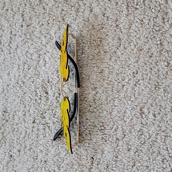 Rave shades - Picture 2 of 2